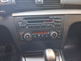 Bmw 116 2010 ΑΥΤΟΜΑΤΟ 6ΤΑΧΥΤΟ/ ΔΕΡΜΑ-thumb-28
