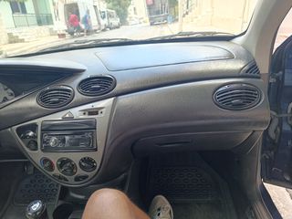 Ford Focus 2005 FOCUS 1.6-thumb-1