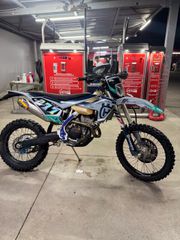 Husqvarna FE 250 2018-thumb-1