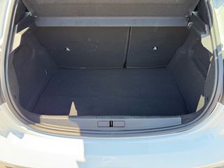 Peugeot 208 2023 BlueHDi 100 Active-thumb-13