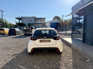 Toyota Yaris 2021-thumb-4