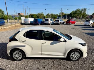 Toyota Yaris 2021-thumb-7