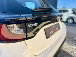 Toyota Yaris 2021-thumb-12