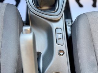 Toyota Yaris 2021-thumb-15
