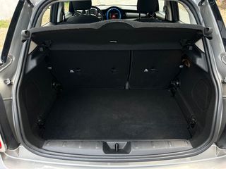 Mini Cooper D 2019-thumb-11