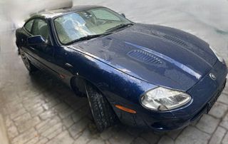 Jaguar XKR 2000 COUPE
