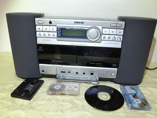 Sony zs-d7. Ράδιο, CD. Κασετόφωνο. LINE IN.