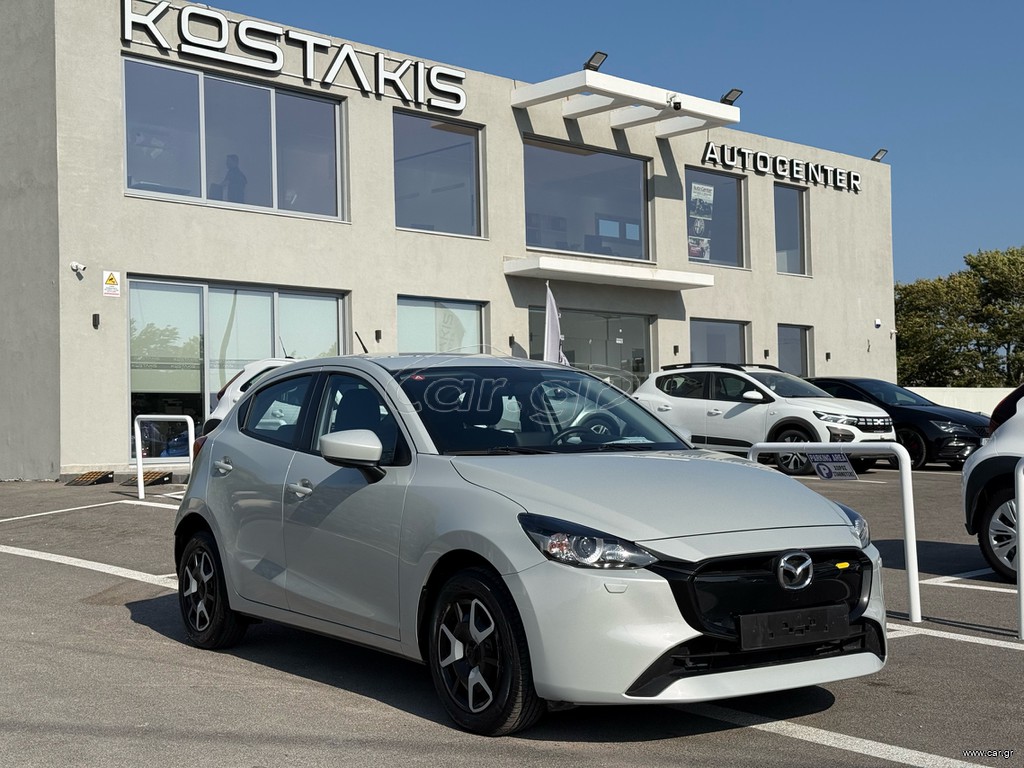Mazda 2 2023 E Skyactiv G Centre Line