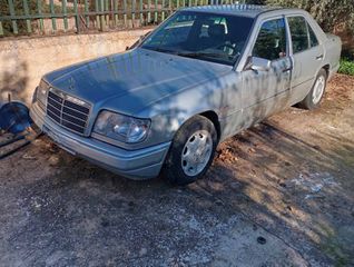 Mercedes-Benz 240 1996-thumb-4