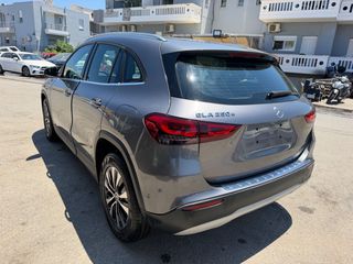 Mercedes-Benz GLA 250 2022 PLUG IN AYTOMATO-thumb-10