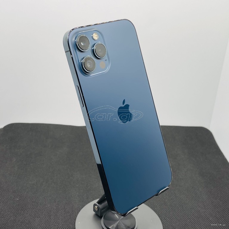 iPhone 12 Pro Max + Apple Silicon Case