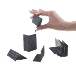 ITALIFTERS Shims Corners | Πολυτελή ηχομονωτικά γωνιακά παρεμβύσματα για καπάκια φρεατίων | KAPOUNTALIS - ITALIFTERS