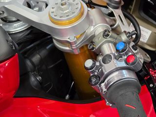Ducati Panigale V4 R 2019 FULL EXTRA-thumb-16