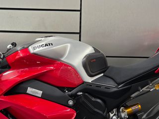 Ducati Panigale V4 R 2019 FULL EXTRA-thumb-24