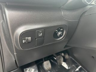 Citroen C3 2018 1.2 PURETECH SHINE navi klima-thumb-15
