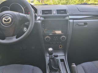 Mazda 3 2005-thumb-9
