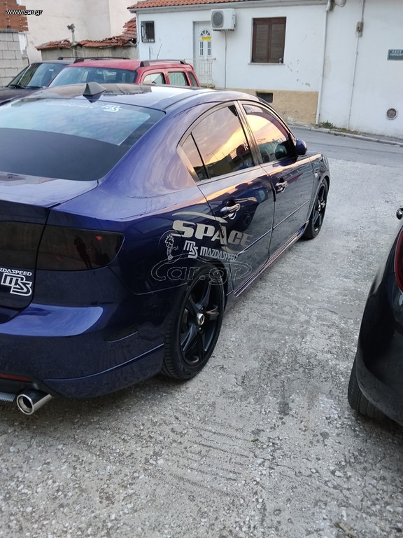 Mazda 3 2005 SEDAN