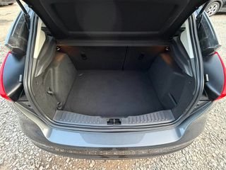 Renault Captur 2013-thumb-13