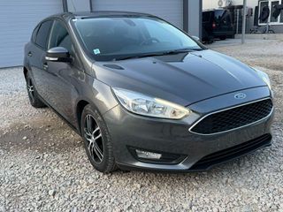 Ford Focus 2015-thumb-2