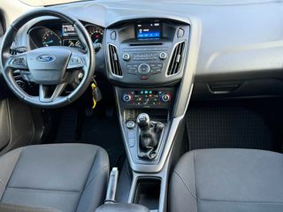 Ford Focus 2015-thumb-15