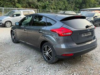 Ford Focus 2015-thumb-4