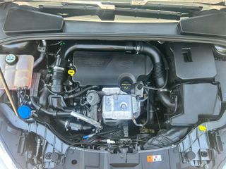 Ford Focus 2015-thumb-19