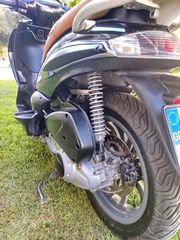 Piaggio Beverly 250 Tourer 2008-thumb-6