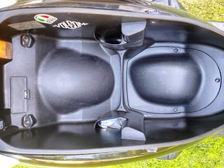 Piaggio Beverly 250 Tourer 2008-thumb-8