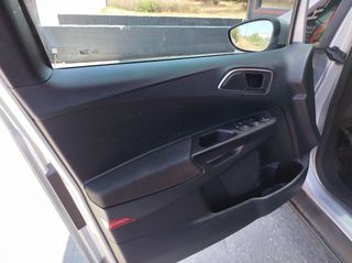 Ford B-Max 2015 1.5 TDCi-thumb-4