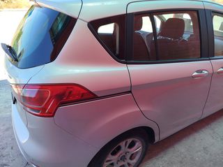Ford B-Max 2015 1.5 TDCi-thumb-9