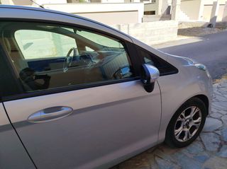 Ford B-Max 2015 1.5 TDCi-thumb-41