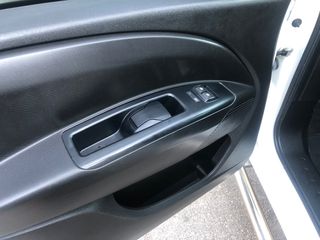 Opel Combo 2016 MAXI-L2H1-1600cc-thumb-26