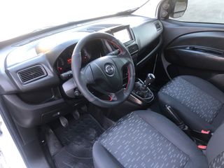 Opel Combo 2016 MAXI-L2H1-1600cc-thumb-29