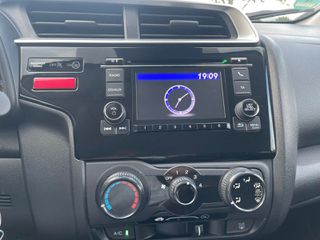 Honda Jazz 2016 1300 CC 5D FULL EXTRA αριστο!!-thumb-24