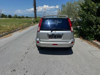 Nissan X-Trail 2005-thumb-2