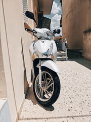 Honda SH 150i 2013-thumb-1