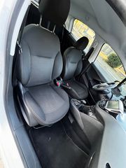 Peugeot 208 2019-thumb-10