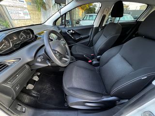 Peugeot 208 2019-thumb-14
