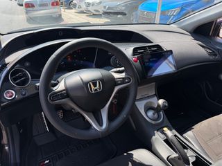 Honda Civic 2009-thumb-8