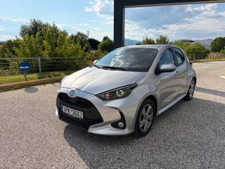 Toyota Yaris 2025 HEV 1,5H ACTIVE PLUS ΥΠΕΡΑΨΟΓΟ-thumb-1