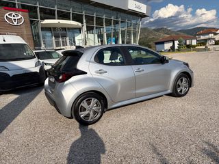 Toyota Yaris 2025 HEV 1,5H ACTIVE PLUS ΥΠΕΡΑΨΟΓΟ-thumb-8