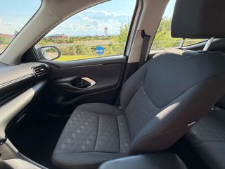 Toyota Yaris 2025 HEV 1,5H ACTIVE PLUS ΥΠΕΡΑΨΟΓΟ-thumb-50