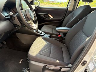 Toyota Yaris 2025 HEV 1,5H ACTIVE PLUS ΥΠΕΡΑΨΟΓΟ-thumb-32