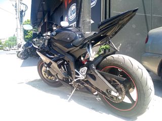 Yamaha YZF-R6 2007-thumb-2