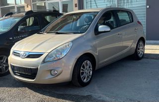 Hyundai i 20 2013-thumb-4