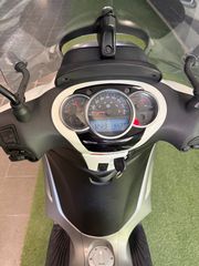 Piaggio Beverly 350 2013 SPORT TOURING-thumb-2