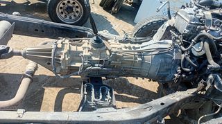 Κιβώτια ταχυτήτων NISSAN NAVARA D 40 YD25