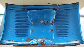 Zastava 750-thumb-1