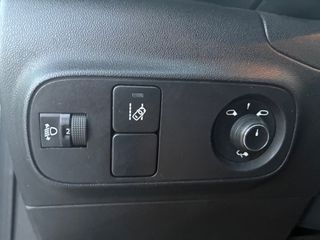 Citroen C3 2018 Pure tech graphic LED klima navi car play blue tooth-thumb-22