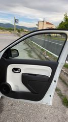 Renault Twingo 2016-thumb-10